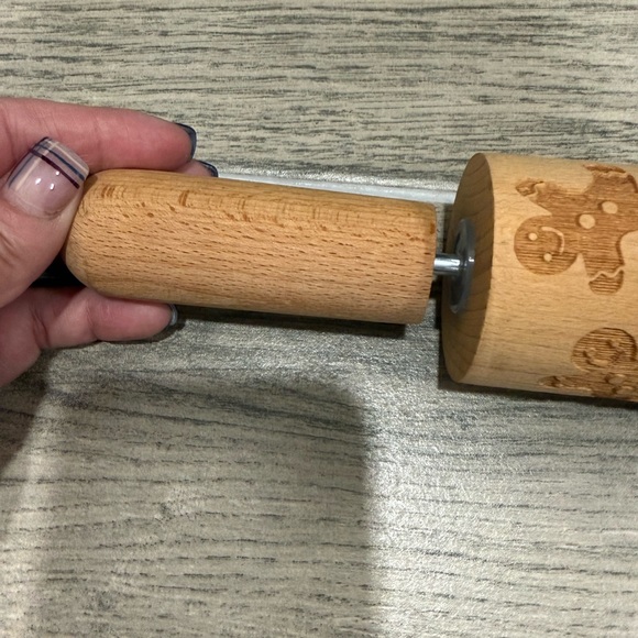 Gingerbread Pattern Rolling Pin - Picture 3 of 3